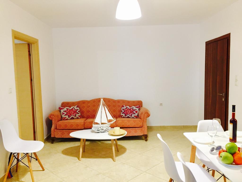 סרנדה Sea And Sun Apartments חדר תמונה