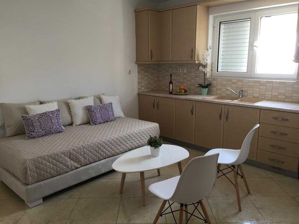 סרנדה Sea And Sun Apartments מראה חיצוני תמונה