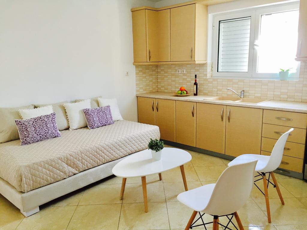 סרנדה Sea And Sun Apartments מראה חיצוני תמונה