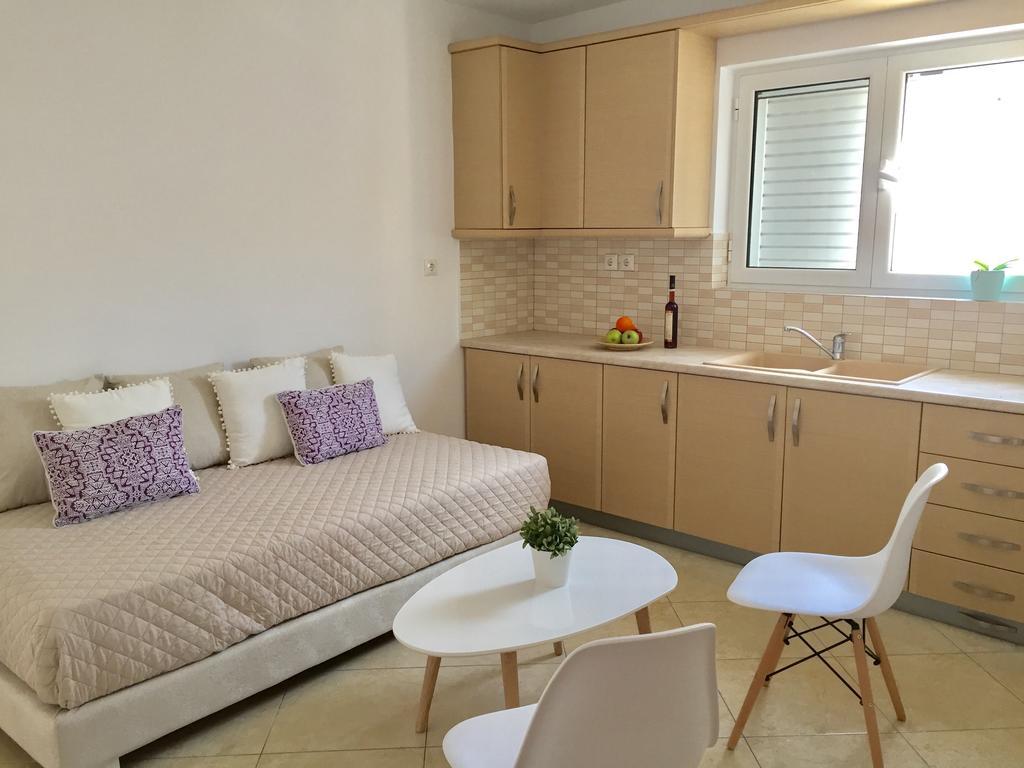 סרנדה Sea And Sun Apartments מראה חיצוני תמונה
