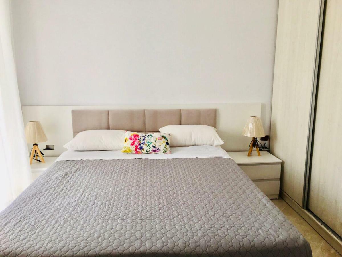 סרנדה Sea And Sun Apartments מראה חיצוני תמונה